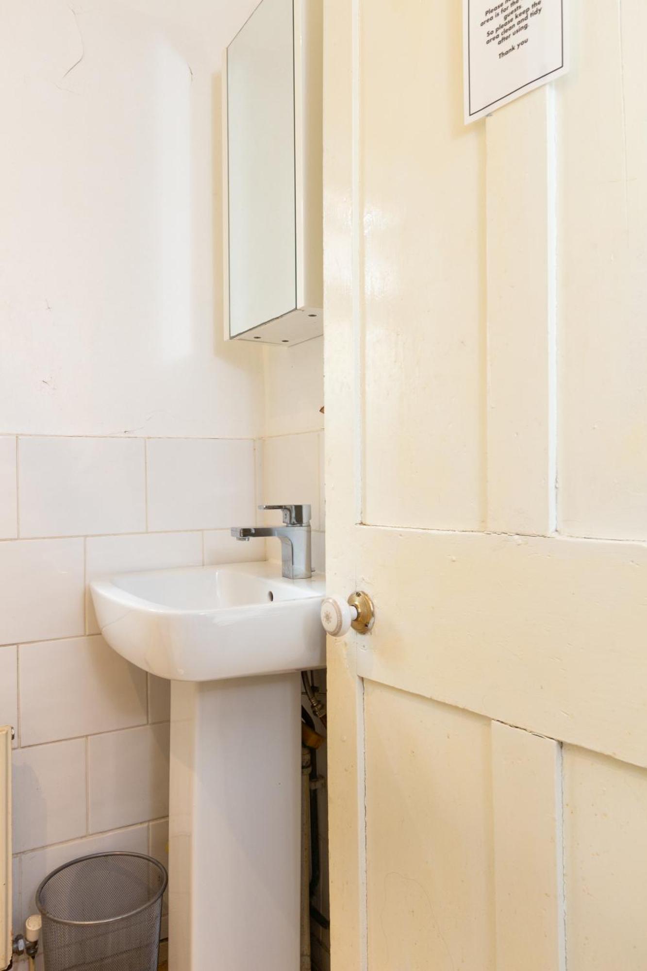 Lovely Private Rooms Near Mcr Centre Manchester Bagian luar foto
