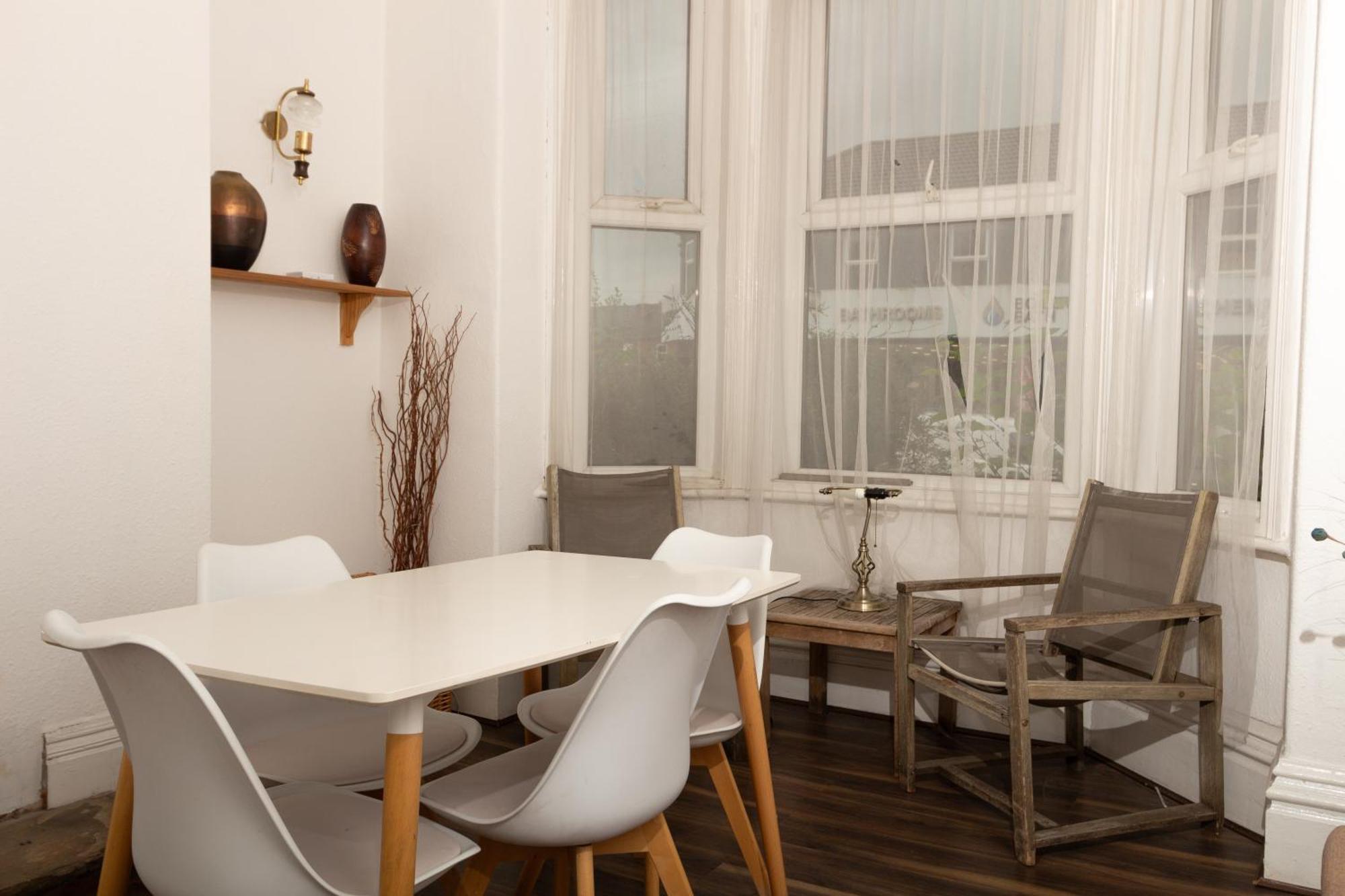 Lovely Private Rooms Near Mcr Centre Manchester Bagian luar foto